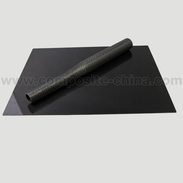 섬유 방향이 튜브와 플레이트 특성에 어떻게 영향을 미치는가